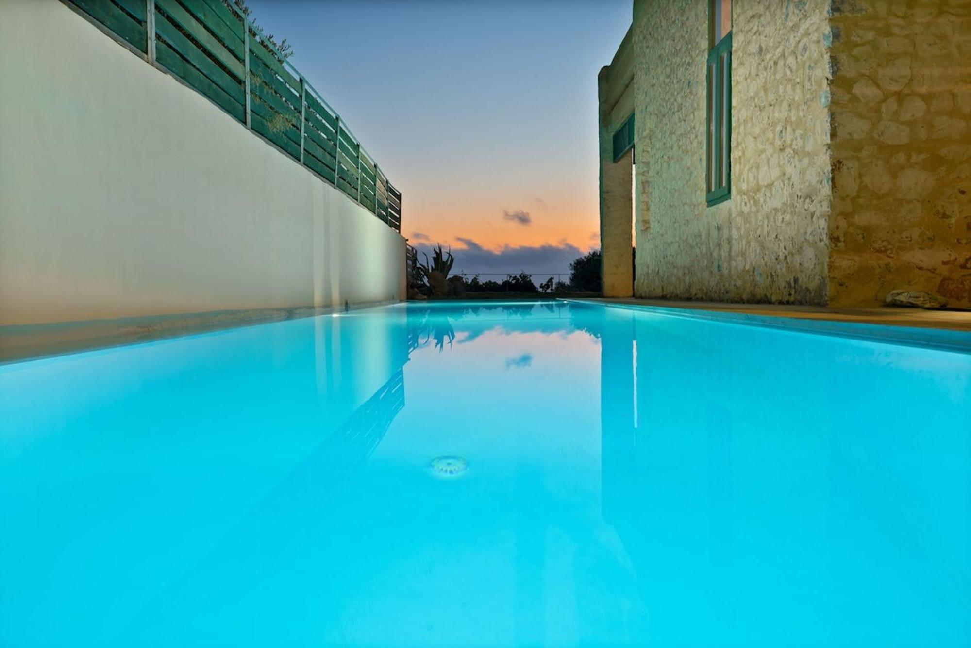Villa Mediterranea, With Heated Pool Livadia  Zewnętrze zdjęcie