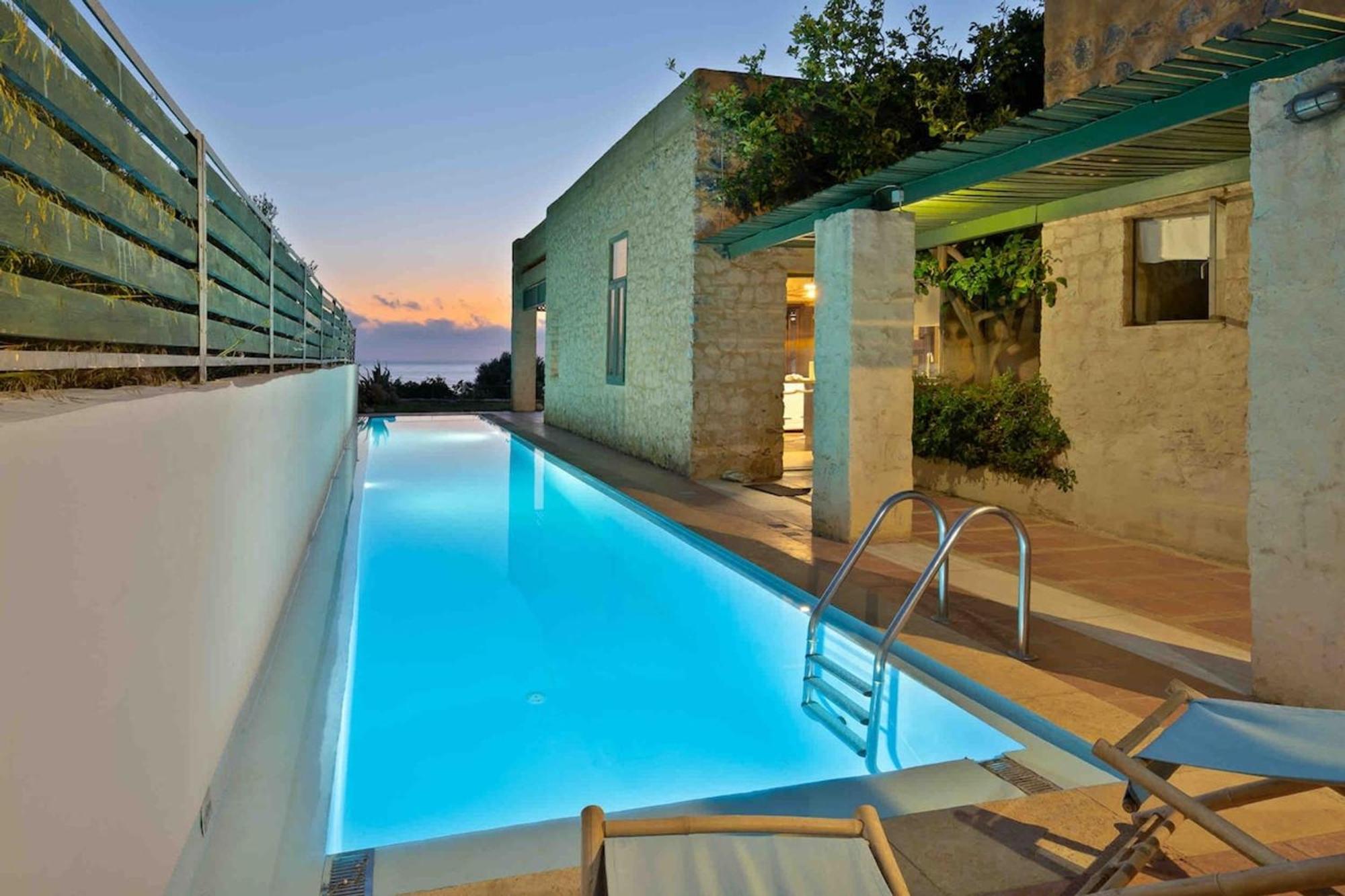 Villa Mediterranea, With Heated Pool Livadia  Zewnętrze zdjęcie